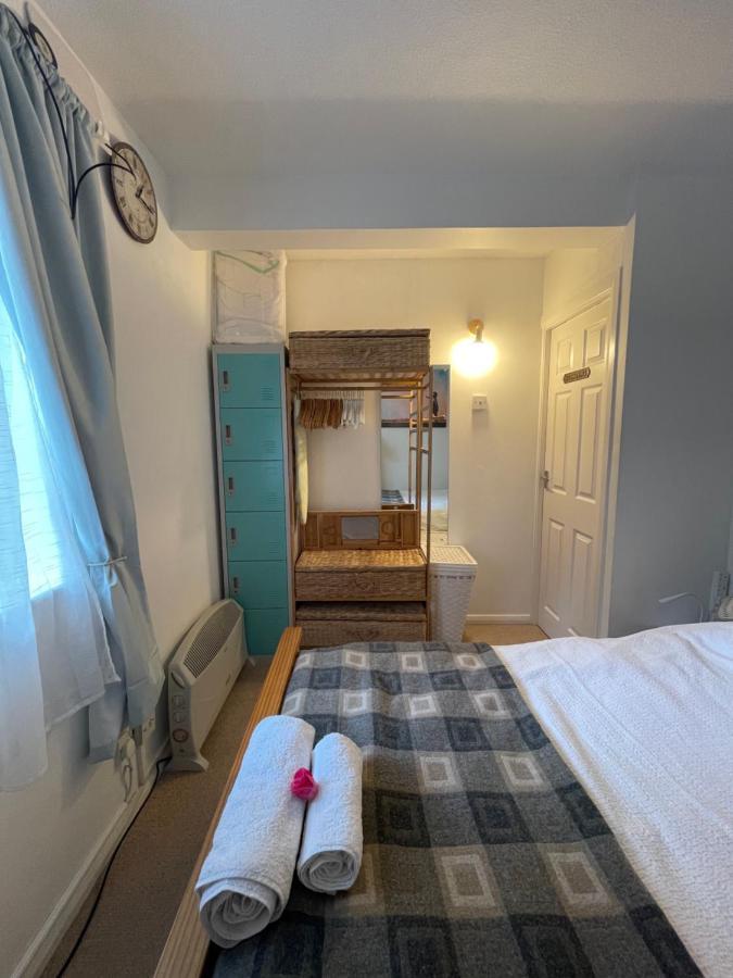 Apartamento Grundy House Uxbridge Exterior foto